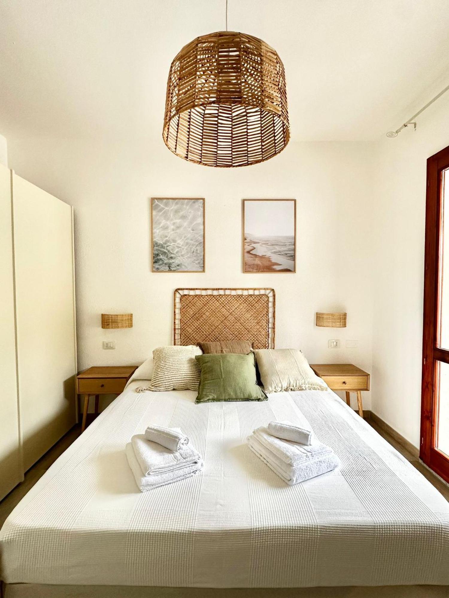 Costa Rossa View Sunset Villa Cascabraga ภายนอก รูปภาพ
