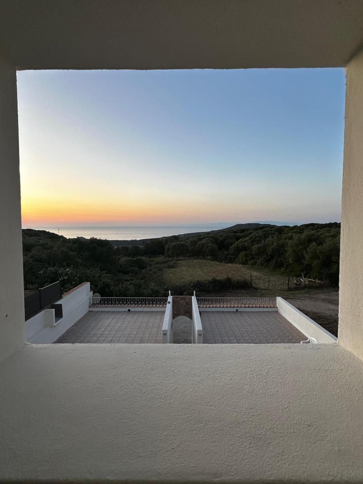 Costa Rossa View Sunset Villa Cascabraga ภายนอก รูปภาพ